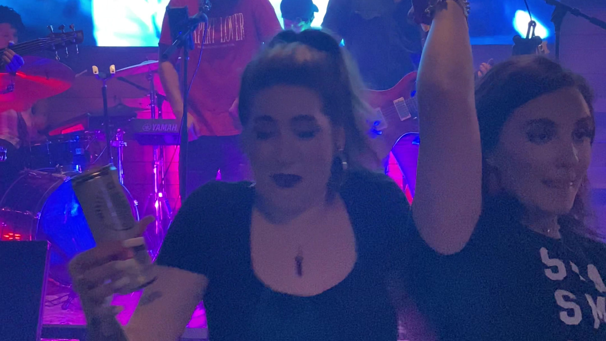 "Don't Stop Believing" LIVE at Mac's Sport bar